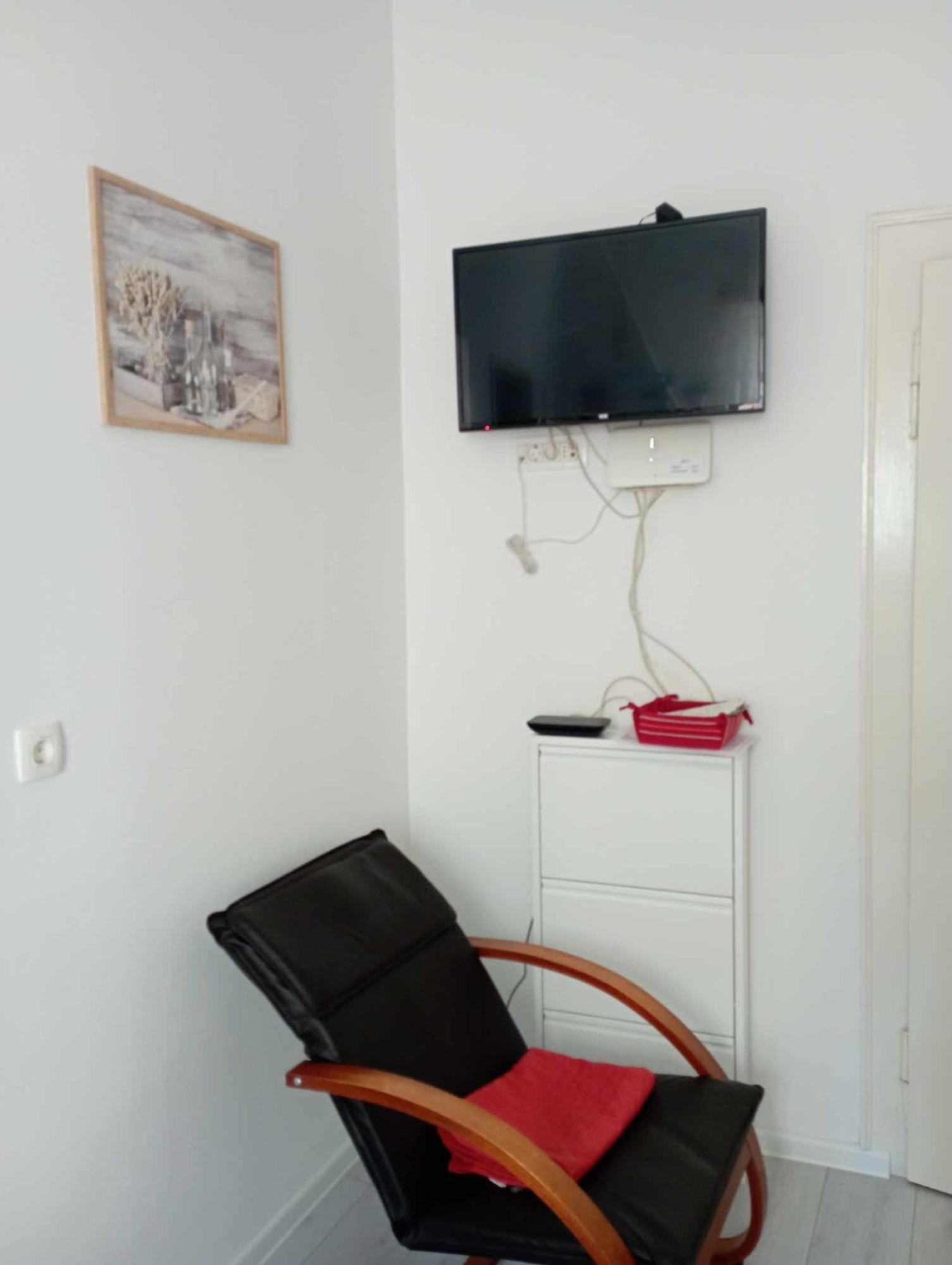 Apartman Angela ロヴィニ エクステリア 写真