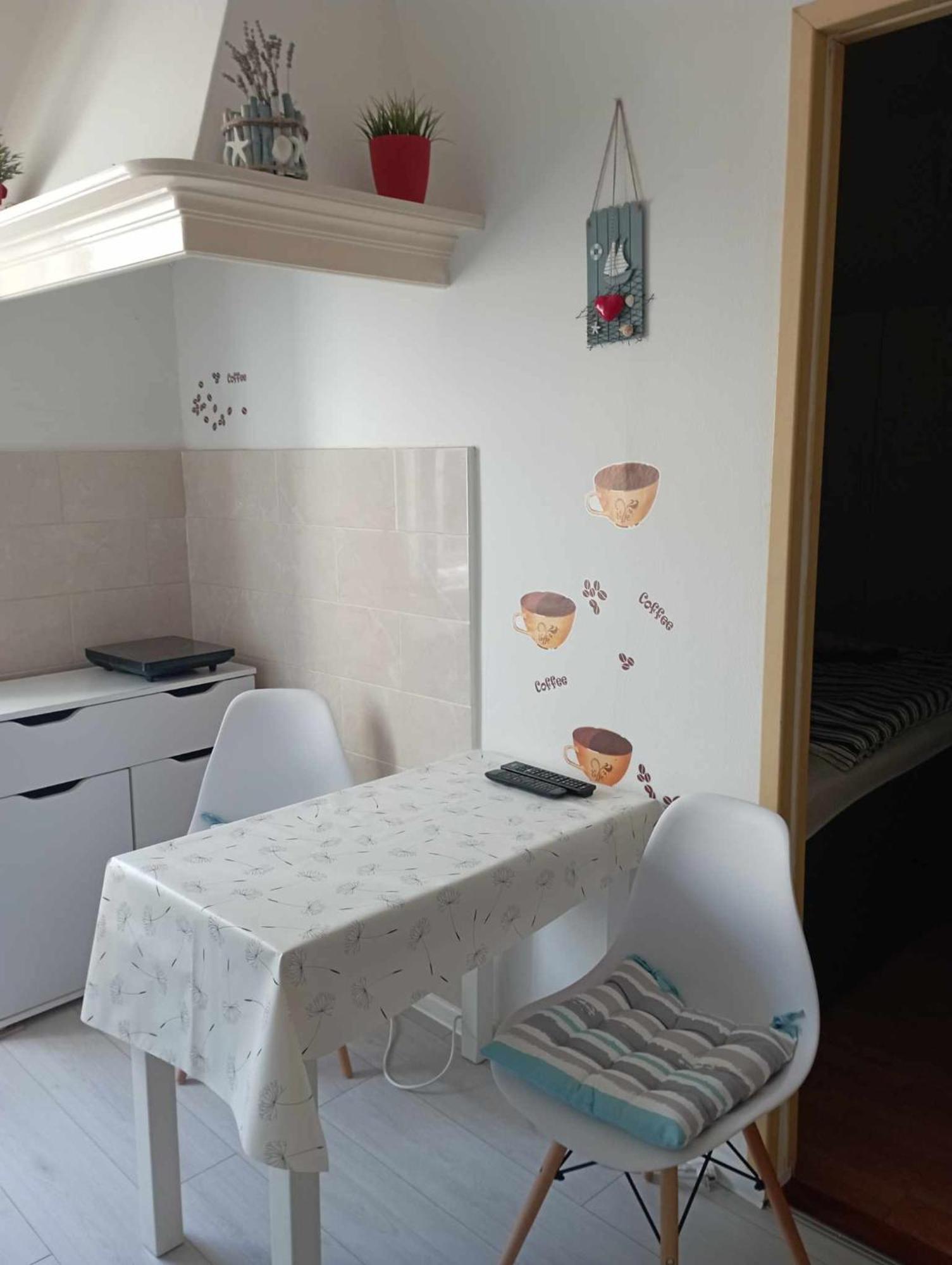 Apartman Angela ロヴィニ エクステリア 写真