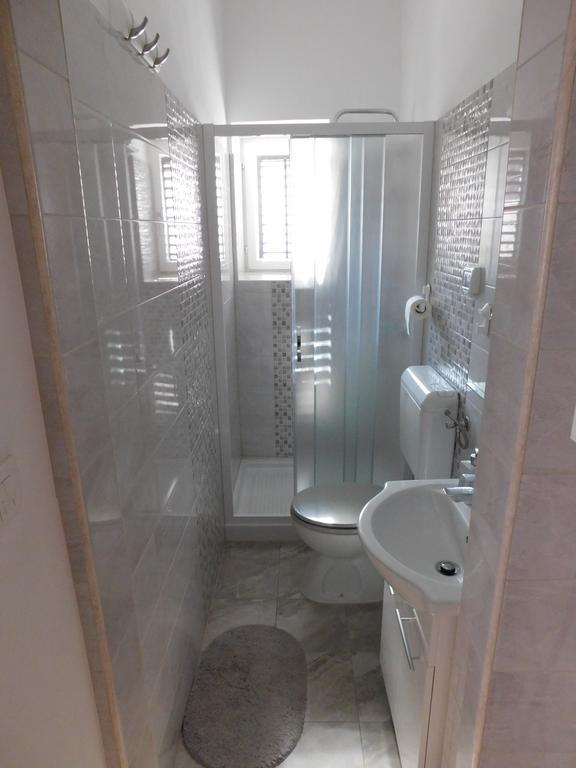 Apartman Angela ロヴィニ エクステリア 写真